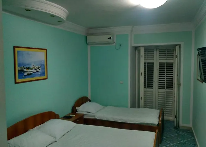 Old Town Skver Apartments